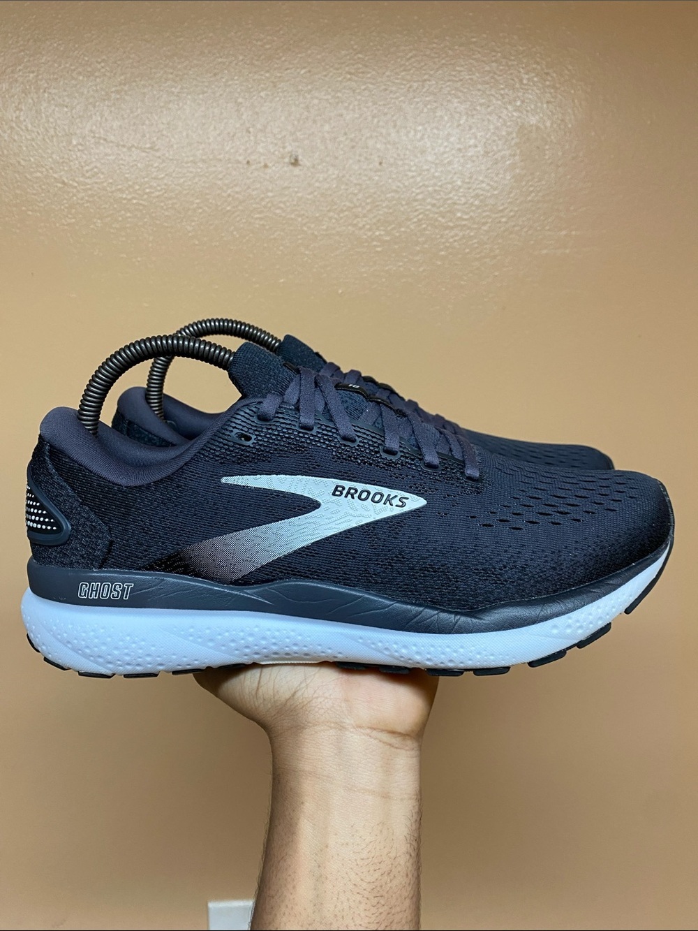 Brooks Ghost 16 Women's Running Sneakers “Black/Grey/White” Size 9.5 Medium